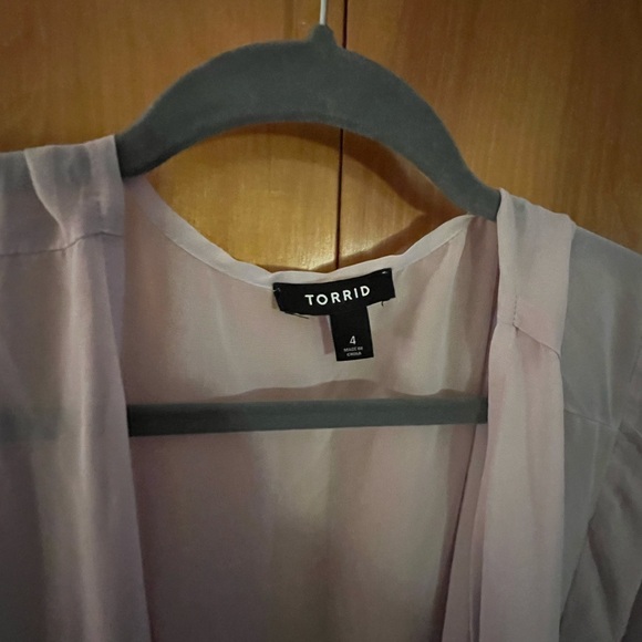 Torrid Ruana over piece size 4 - Picture 4 of 9